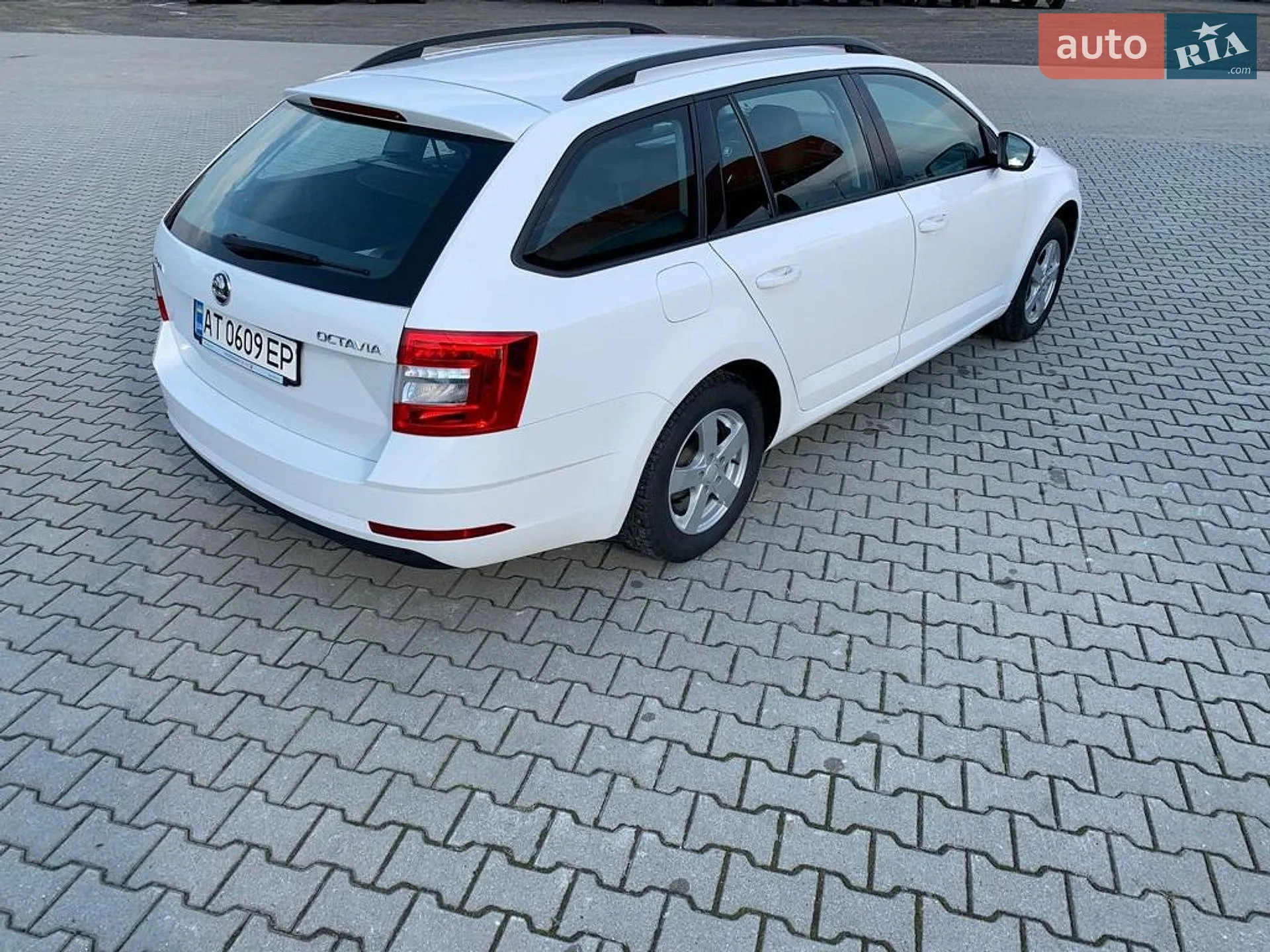 2017 Skoda Octavia - мініатюра 4