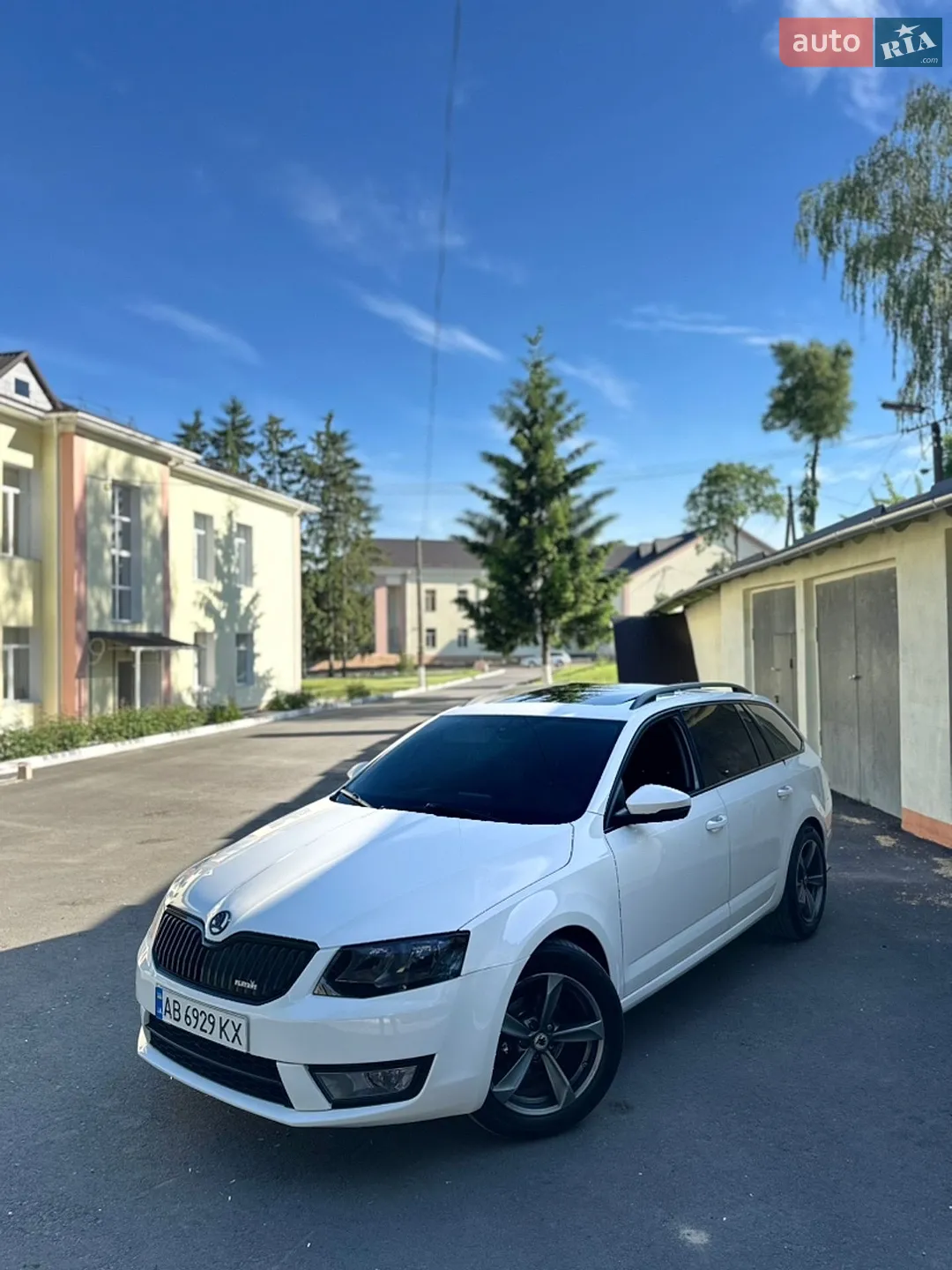 2014 Skoda Octavia - мініатюра 2