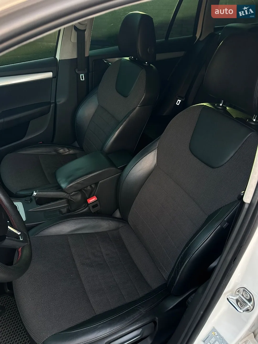 2014 Skoda Octavia - мініатюра 16