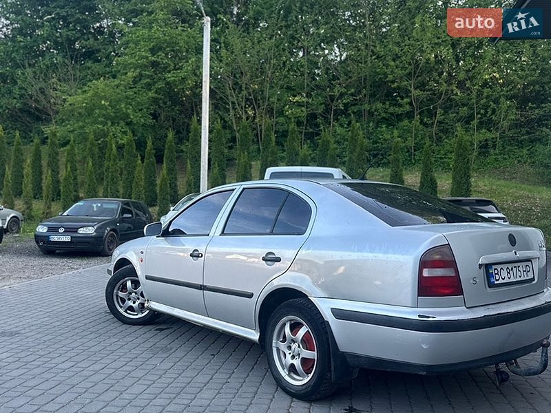 Лифтбек Skoda Octavia 2000 в Львове