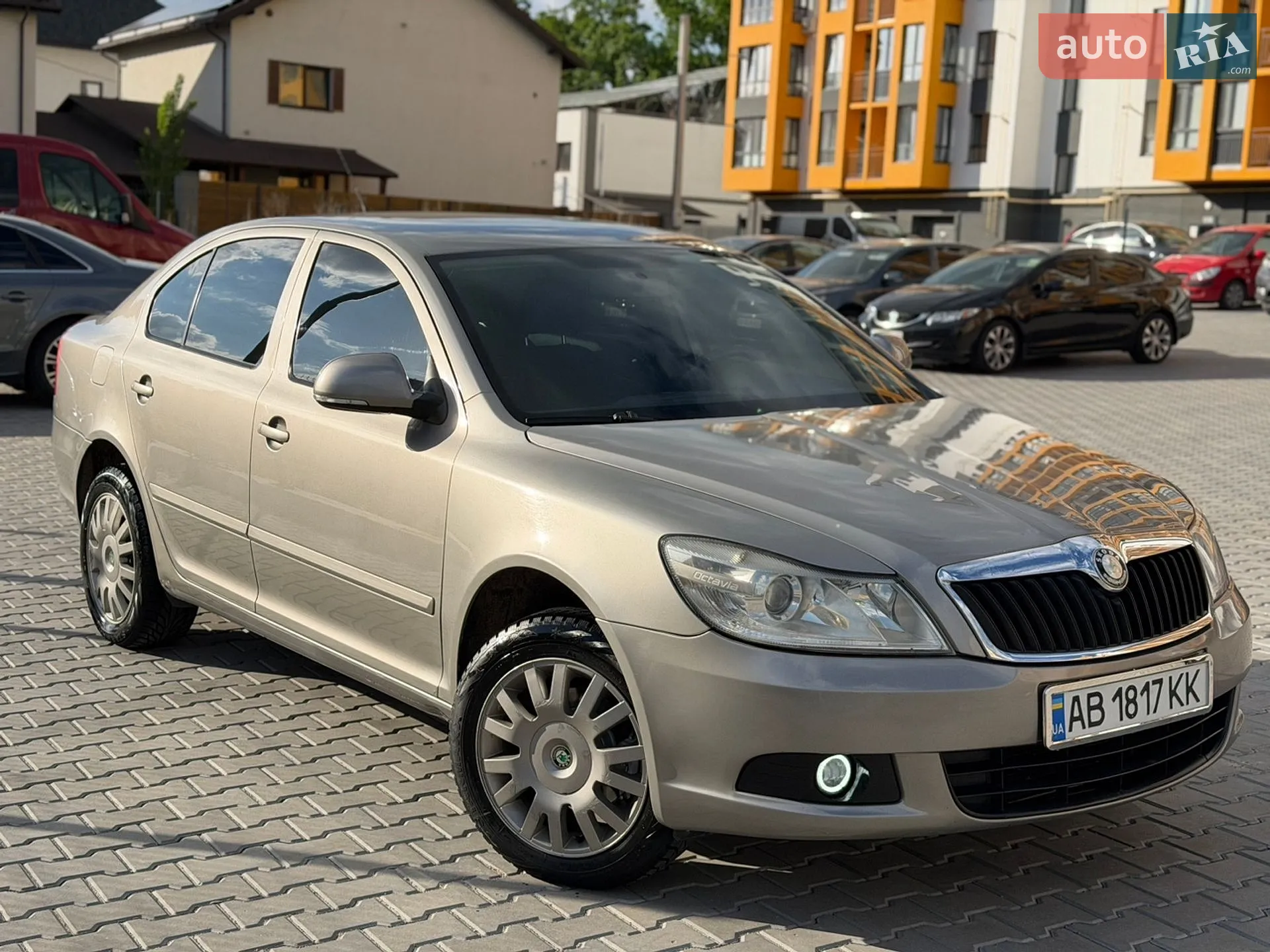 2010 Skoda Octavia - мініатюра 3
