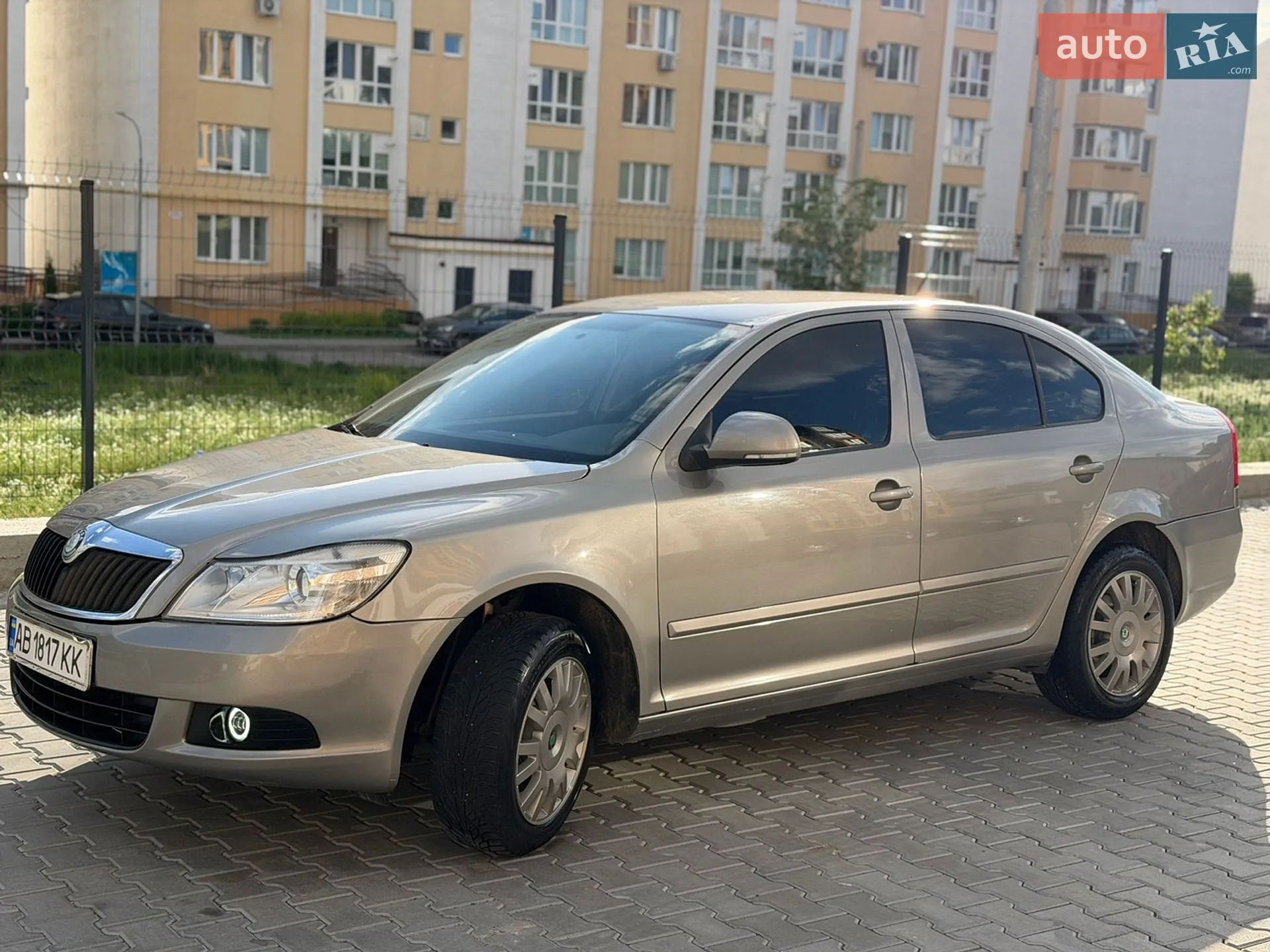 2010 Skoda Octavia - мініатюра 5