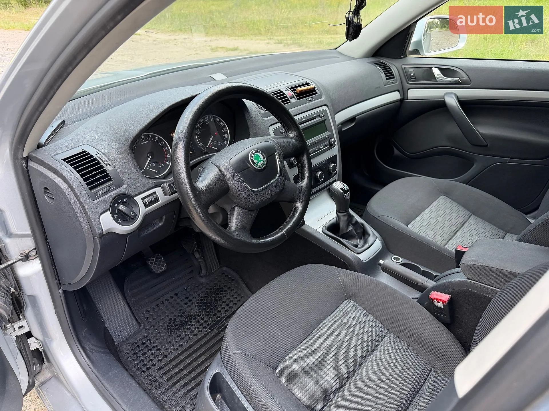 2011 Skoda Octavia - мініатюра 17