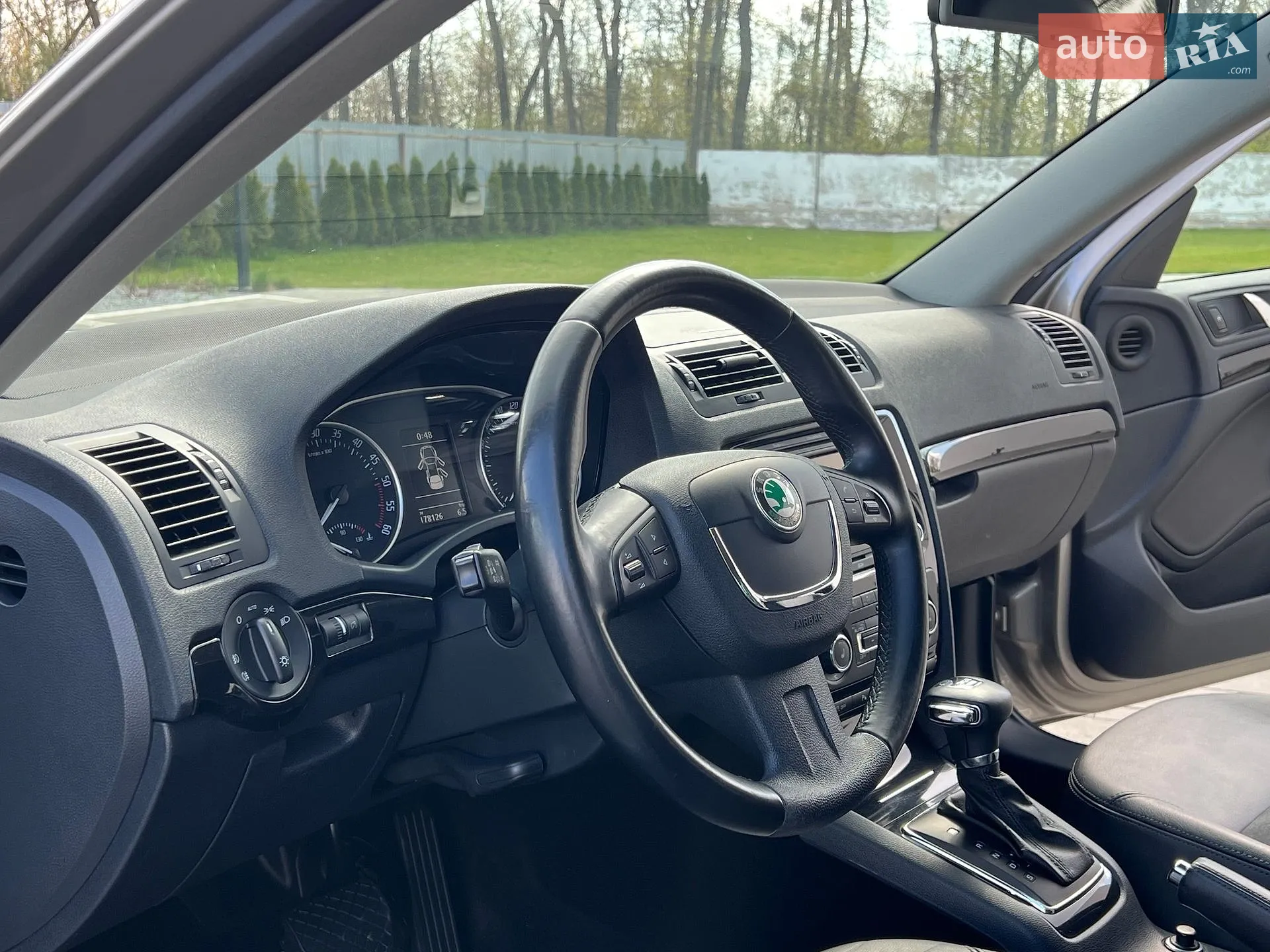 2011 Skoda Octavia - мініатюра 73