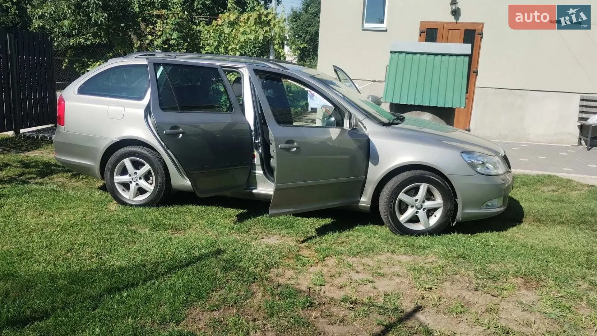 2011 Skoda Octavia - мініатюра 16