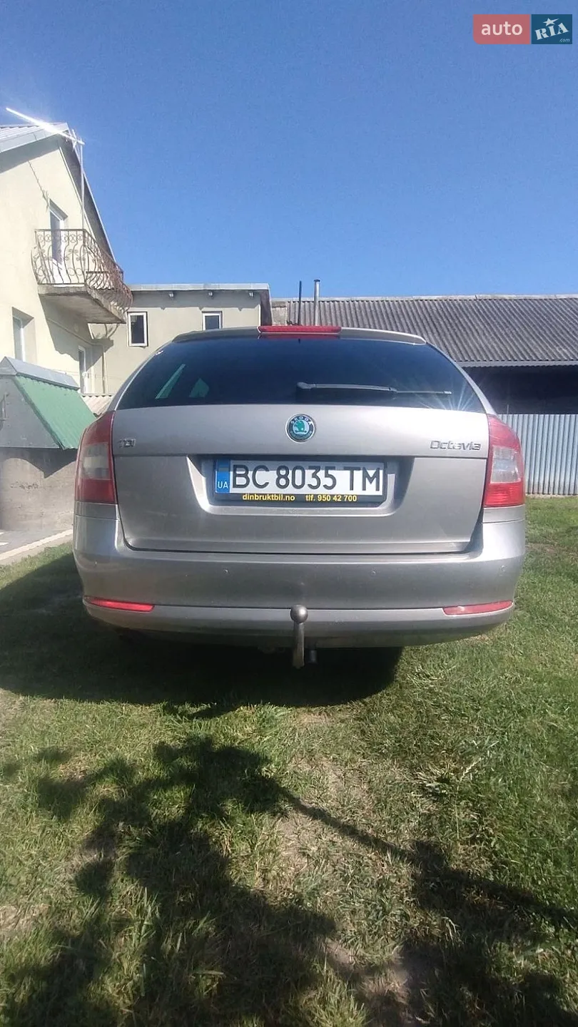 2011 Skoda Octavia - мініатюра 17