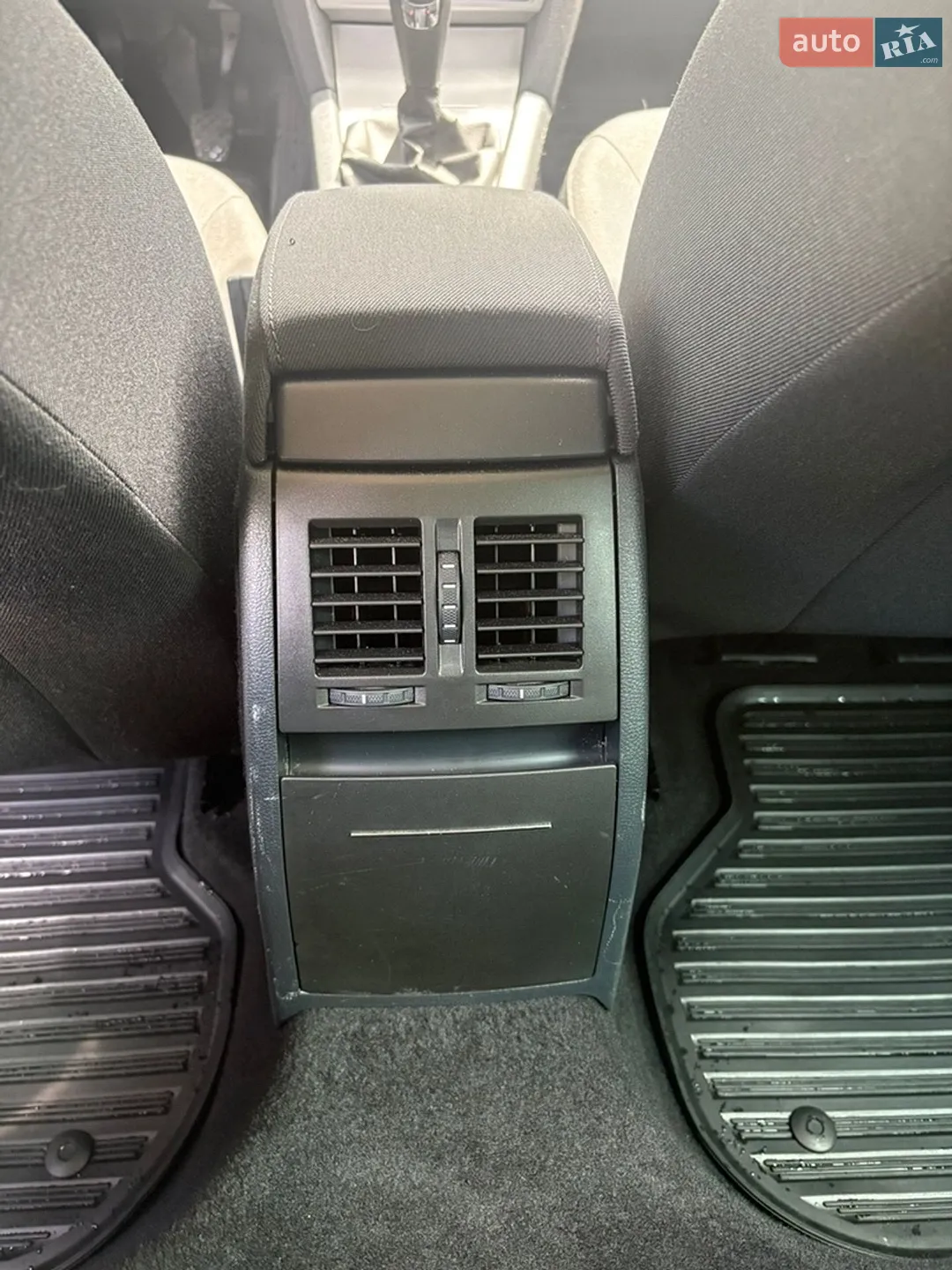 2011 Skoda Octavia - мініатюра 13