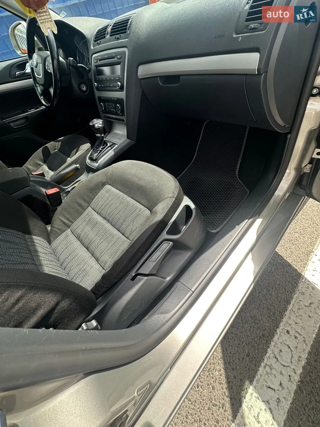 2011 Skoda Octavia - мініатюра 24