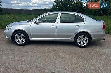 Лифтбек Skoda Octavia 2012 в Кропивницком