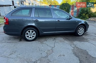 Универсал Skoda Octavia 2011 в Полтаве