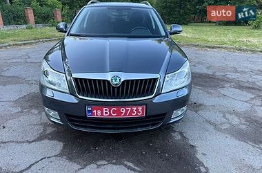 Универсал Skoda Octavia 2011 в Полтаве