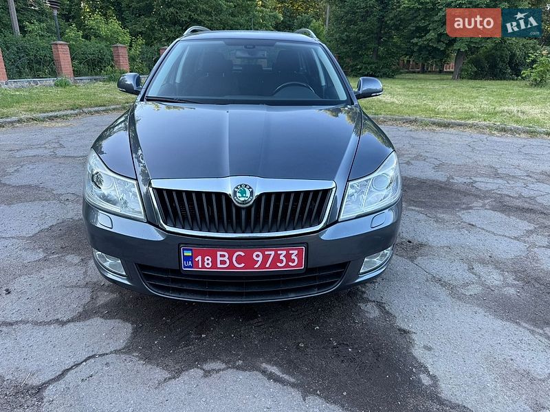 Универсал Skoda Octavia 2011 в Полтаве