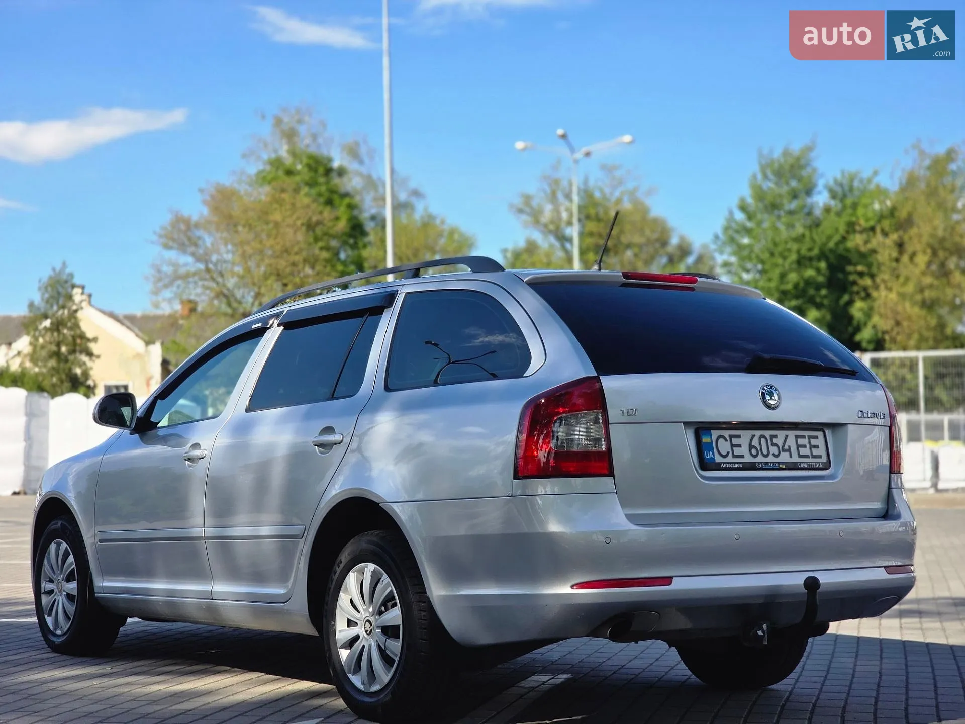 2011 Skoda Octavia - мініатюра 13
