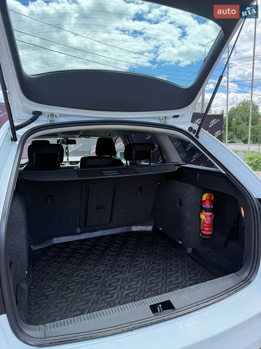 2015 Skoda Octavia - мініатюра 14