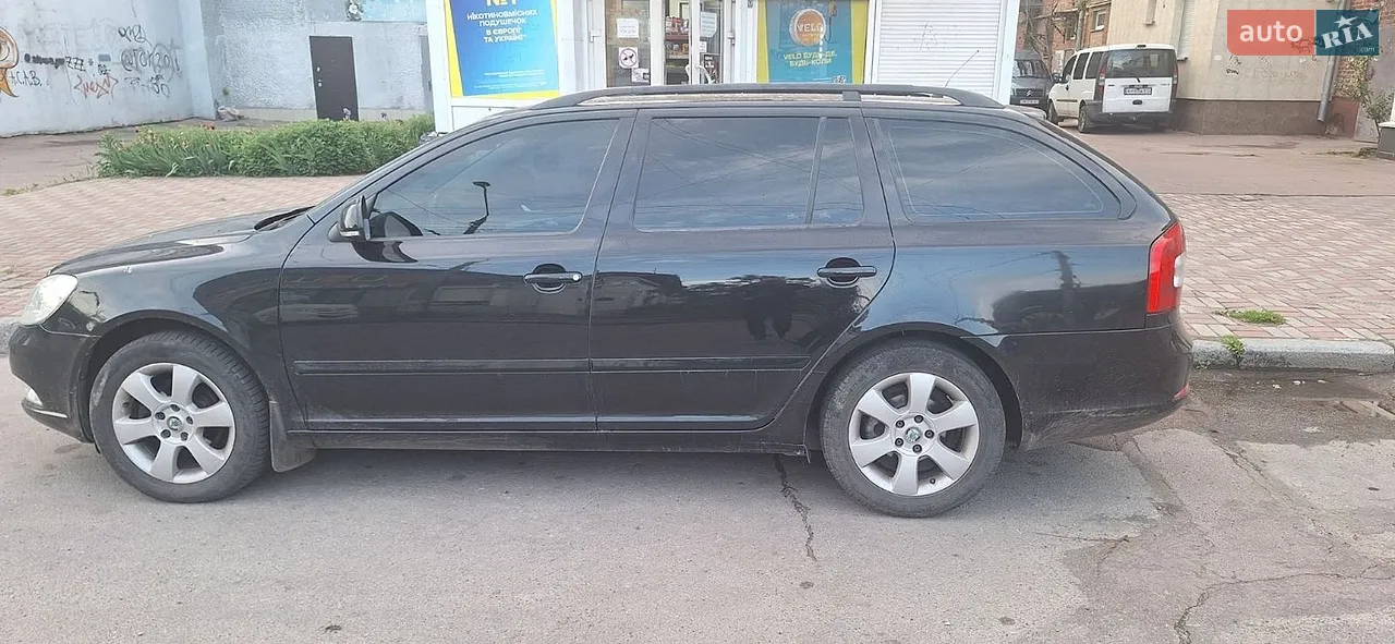 2010 Skoda Octavia - мініатюра 17