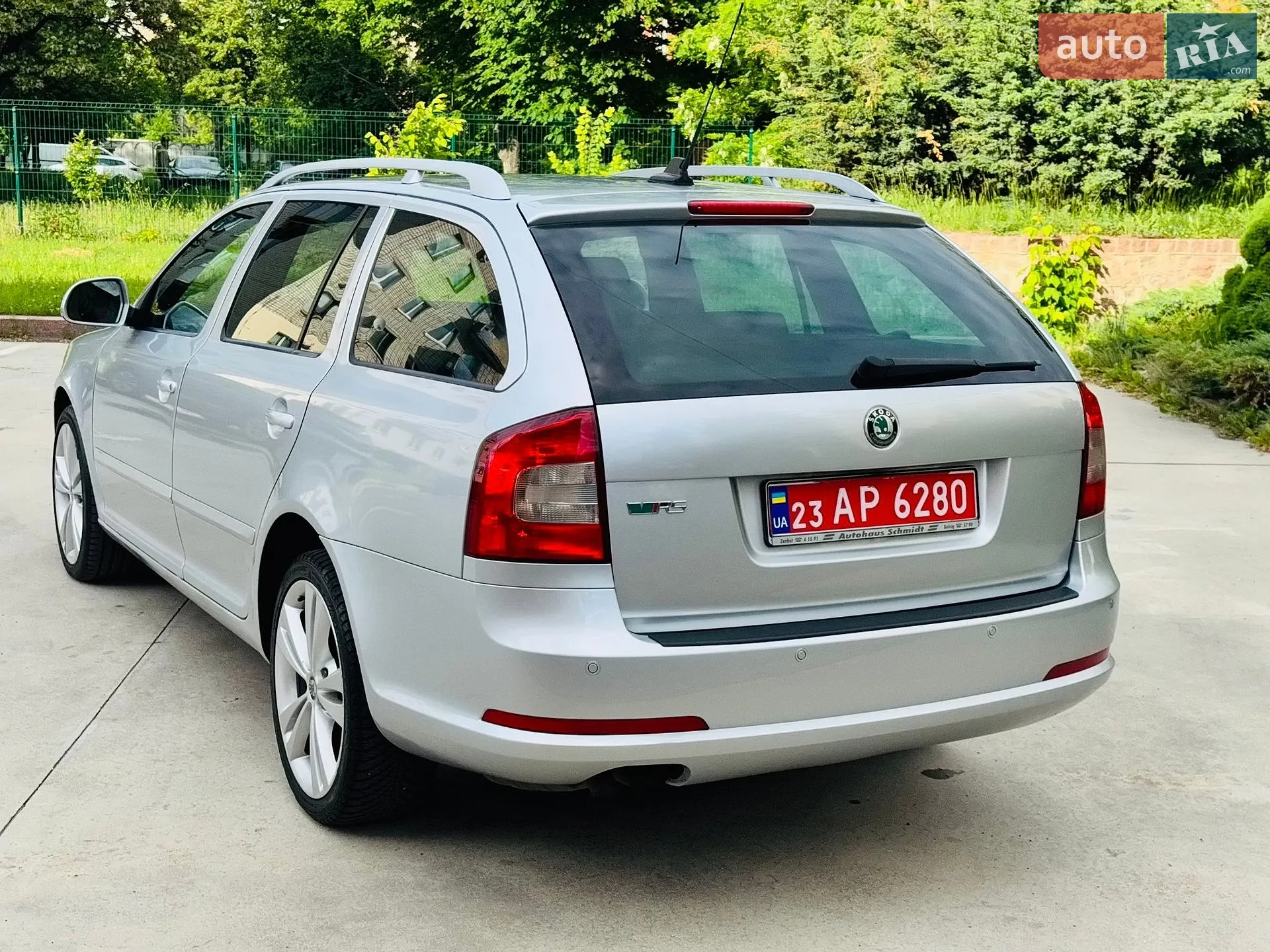 2010 Skoda Octavia - мініатюра 6