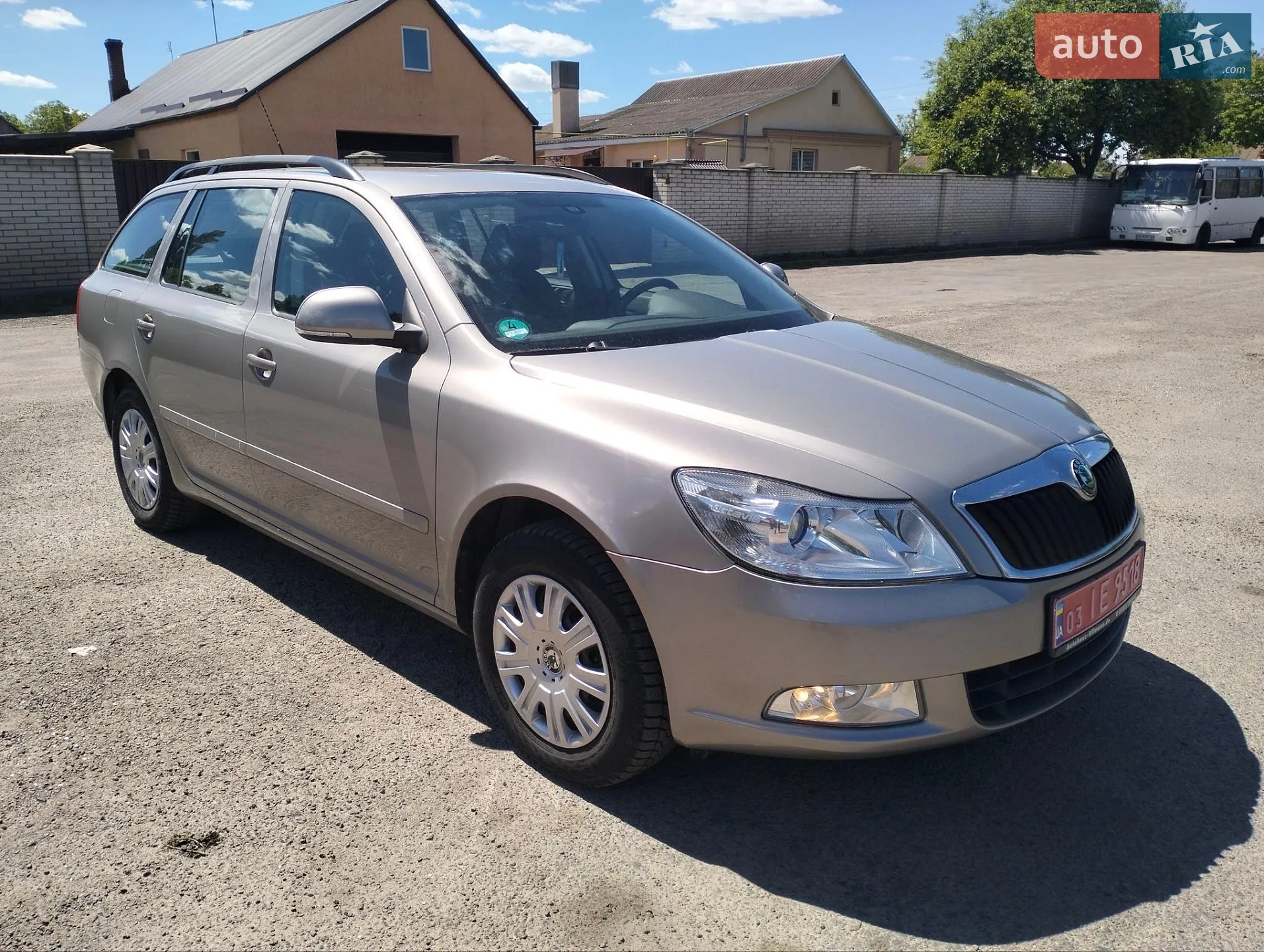 2010 Skoda Octavia - фото 1