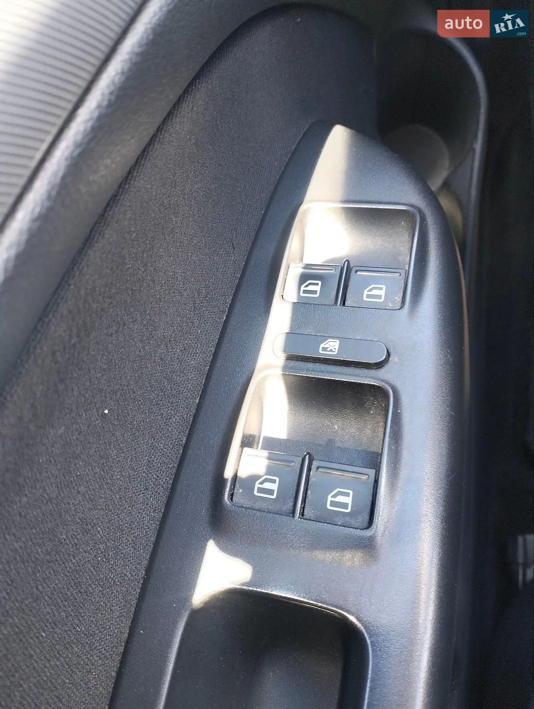 2010 Skoda Octavia - мініатюра 24