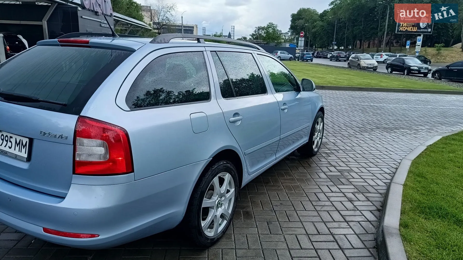 Skoda Octavia 2009 VIN TMBKK61Z8A2075831 фото оголошення 9 з 14