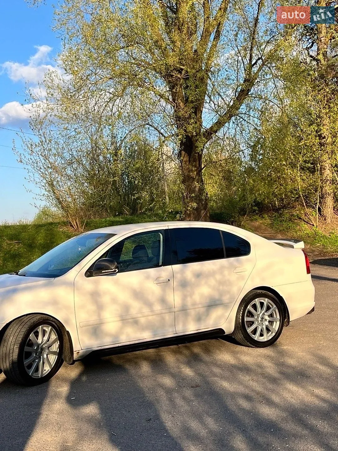 2010 Skoda Octavia - мініатюра 4