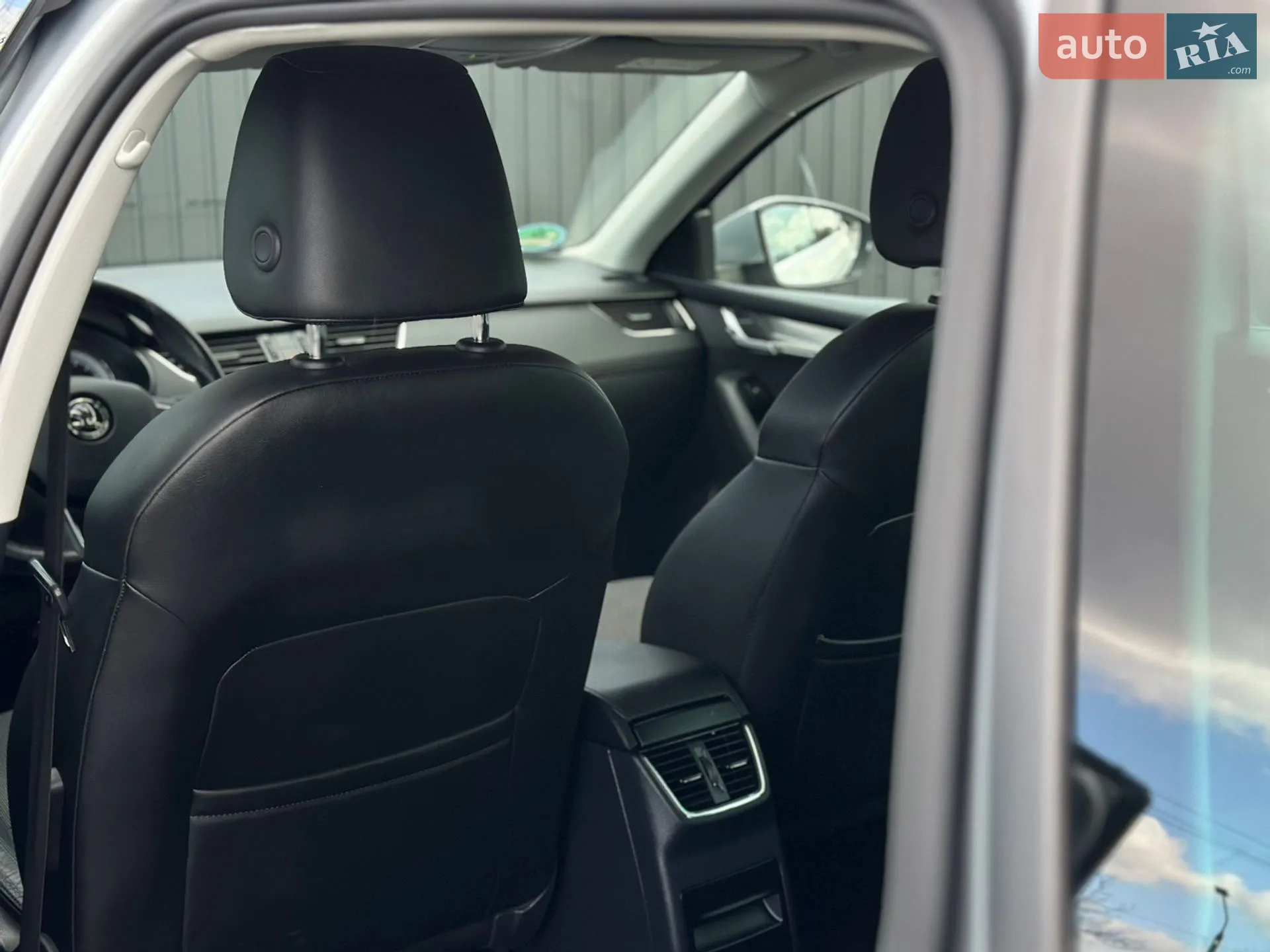 2017 Skoda Octavia - мініатюра 76