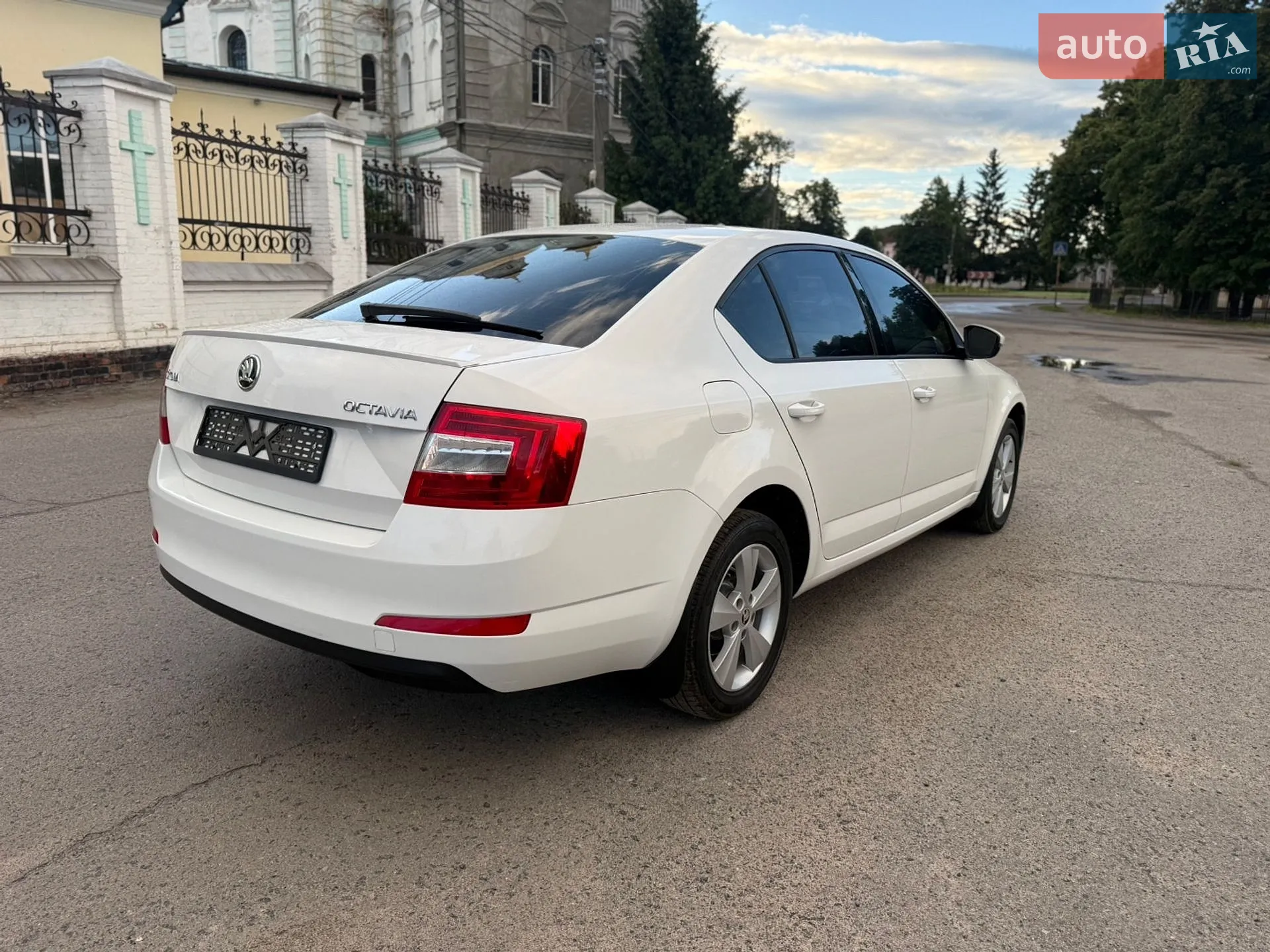 2016 Skoda Octavia - мініатюра 11