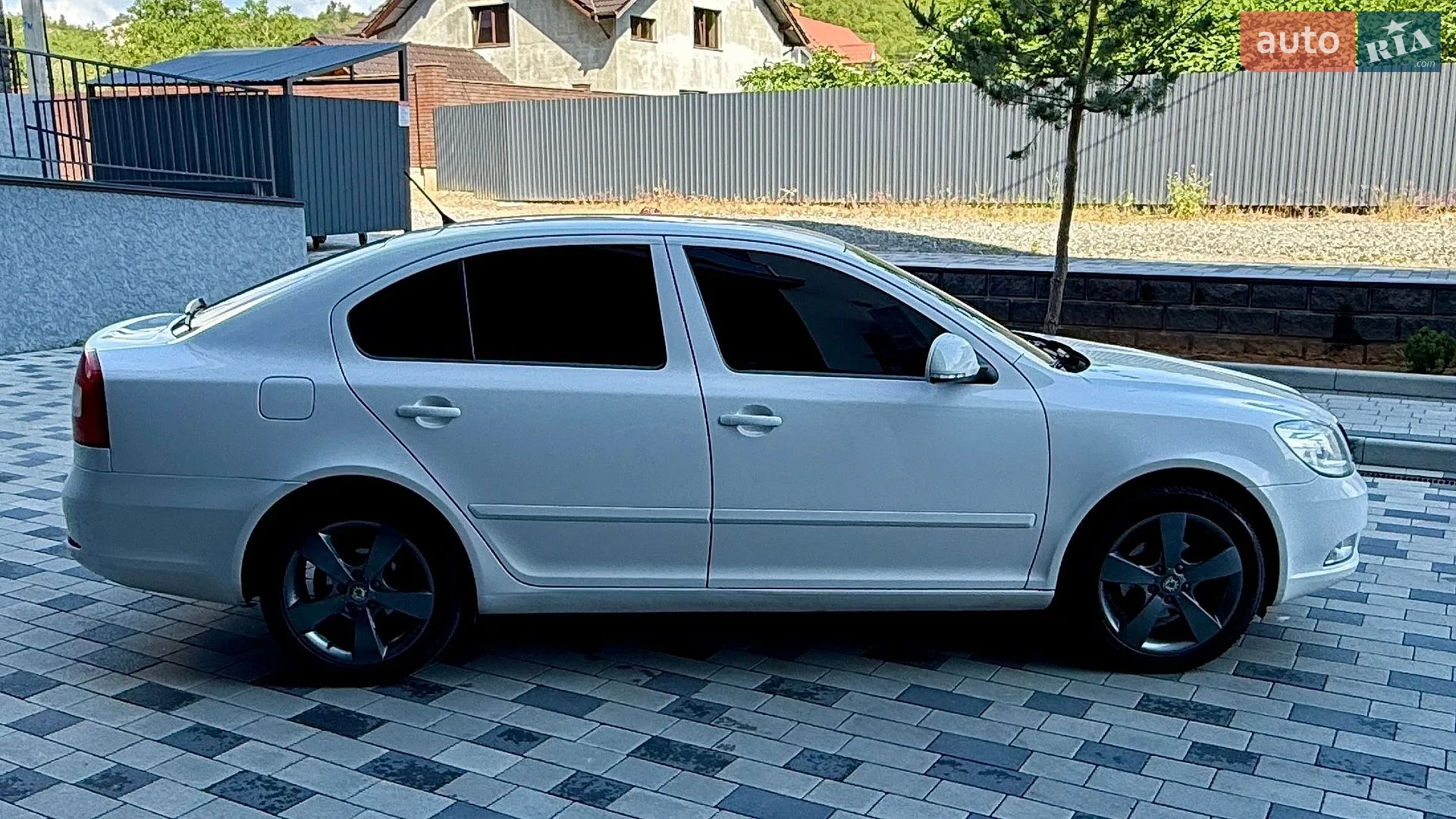 2011 Skoda Octavia - мініатюра 17