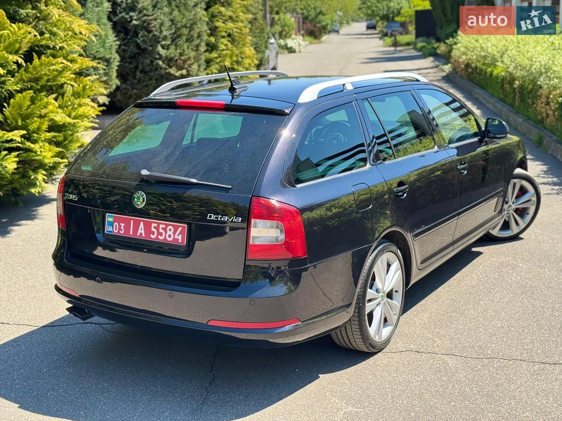 2010 Skoda Octavia - мініатюра 10