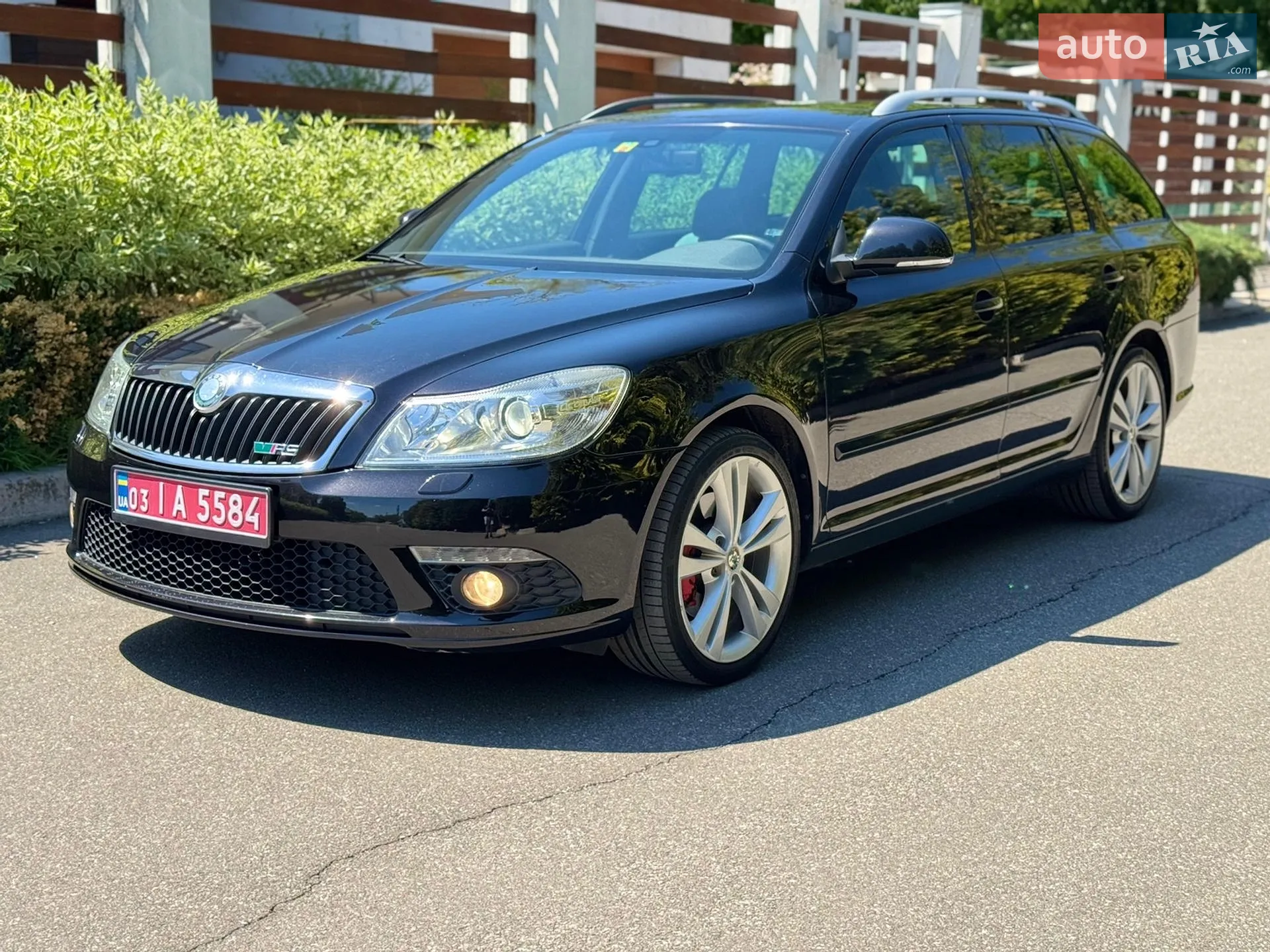 2010 Skoda Octavia - мініатюра 12