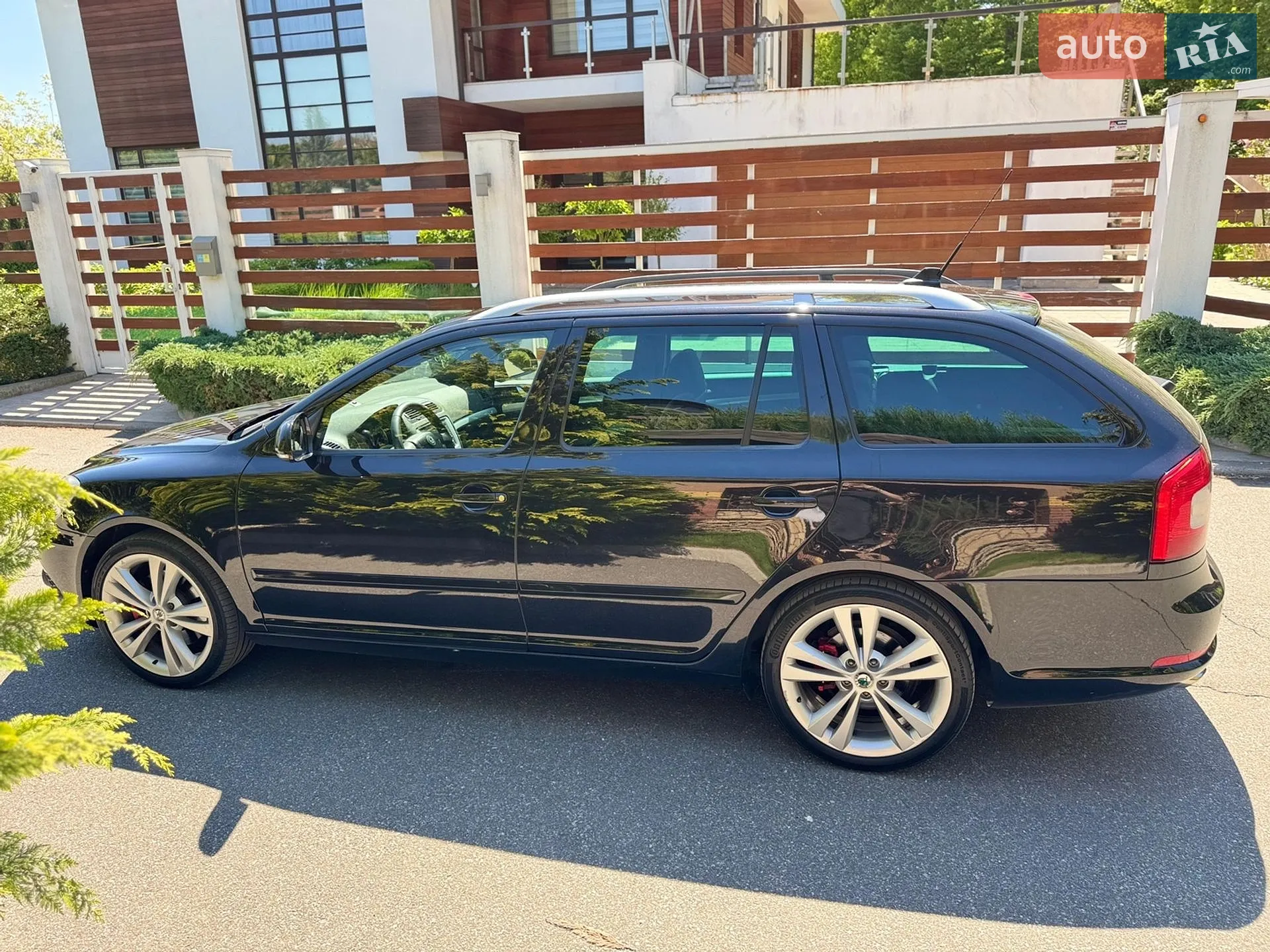 2010 Skoda Octavia - мініатюра 52