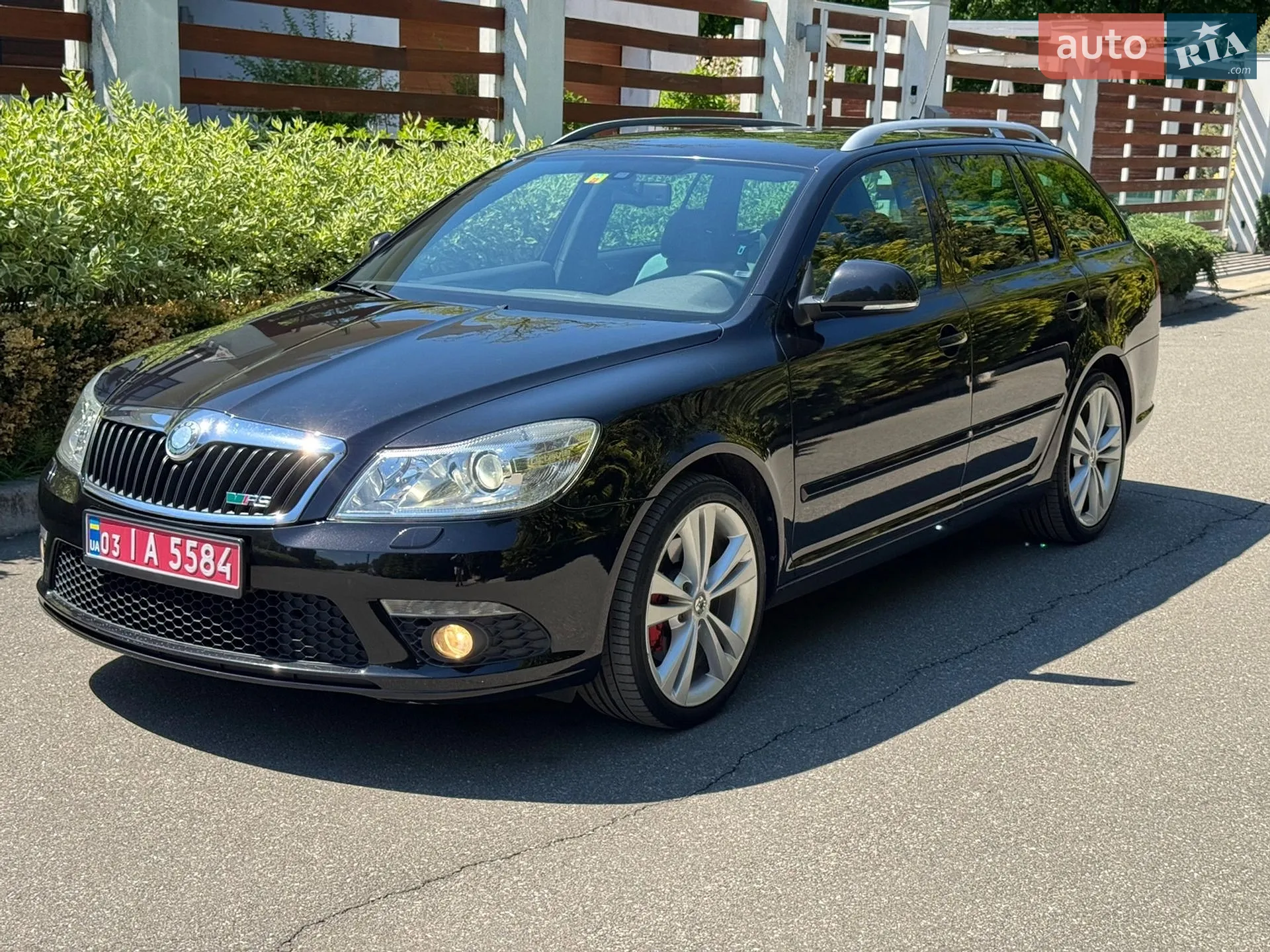 2010 Skoda Octavia - мініатюра 78
