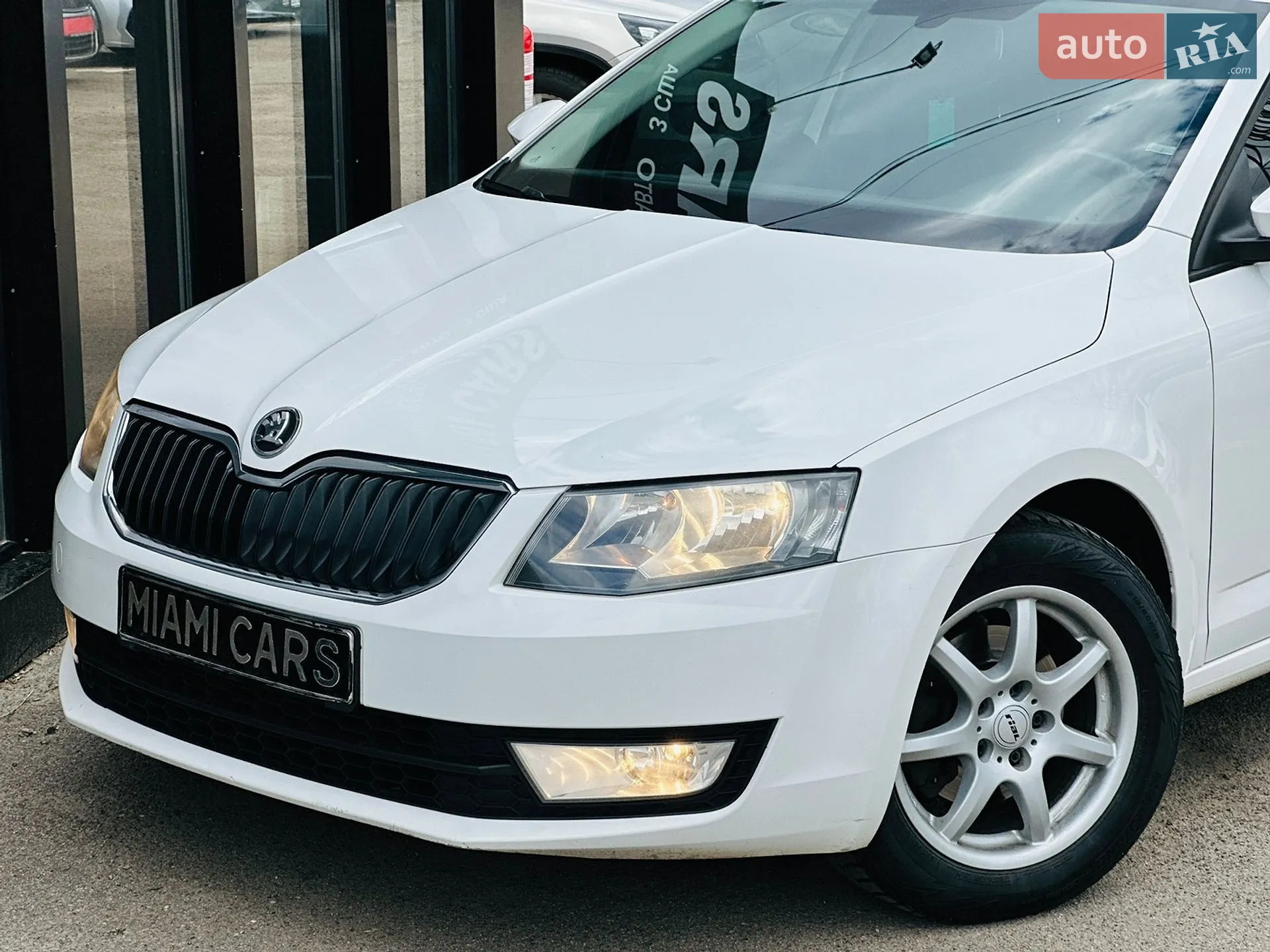 2013 Skoda Octavia - мініатюра 2