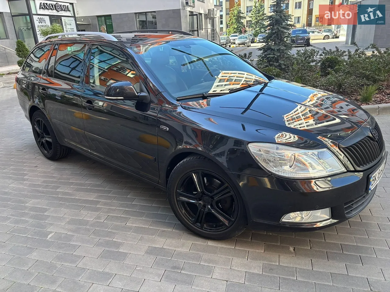 2010 Skoda Octavia - мініатюра 13