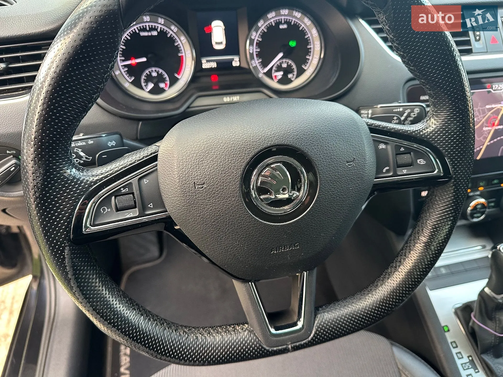 2017 Skoda Octavia - мініатюра 45