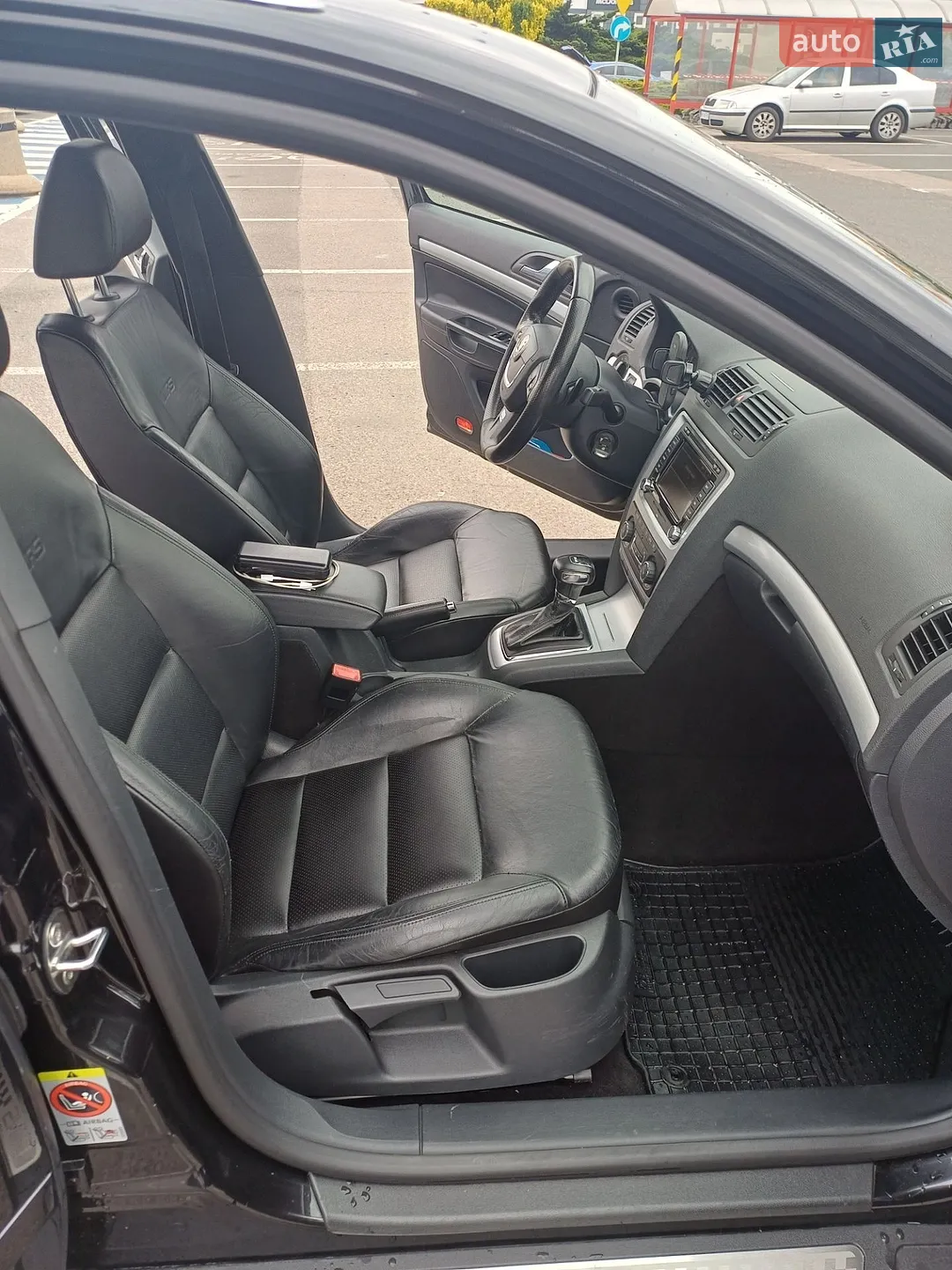 2011 Skoda Octavia - мініатюра 21