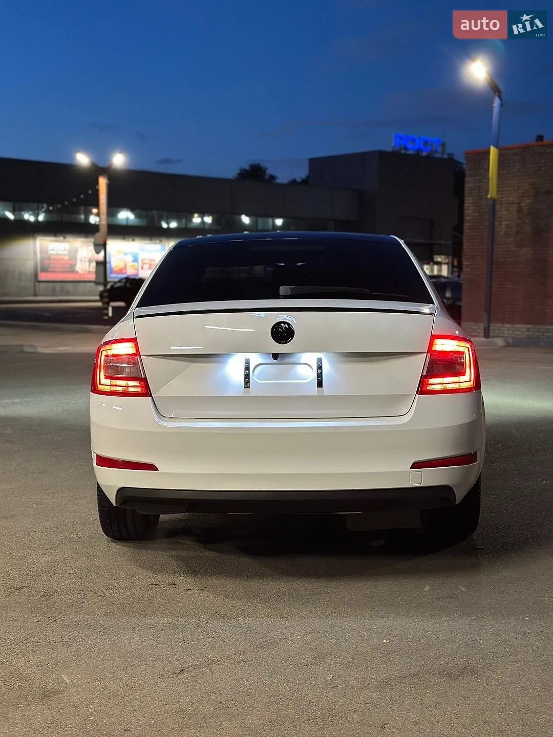 2014 Skoda Octavia - мініатюра 8