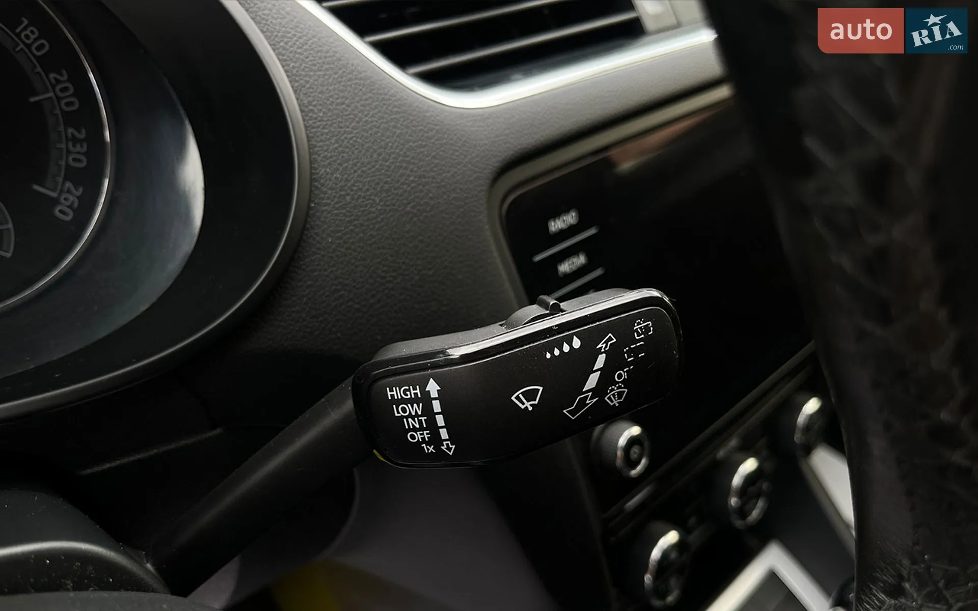 2017 Skoda Octavia - мініатюра 15