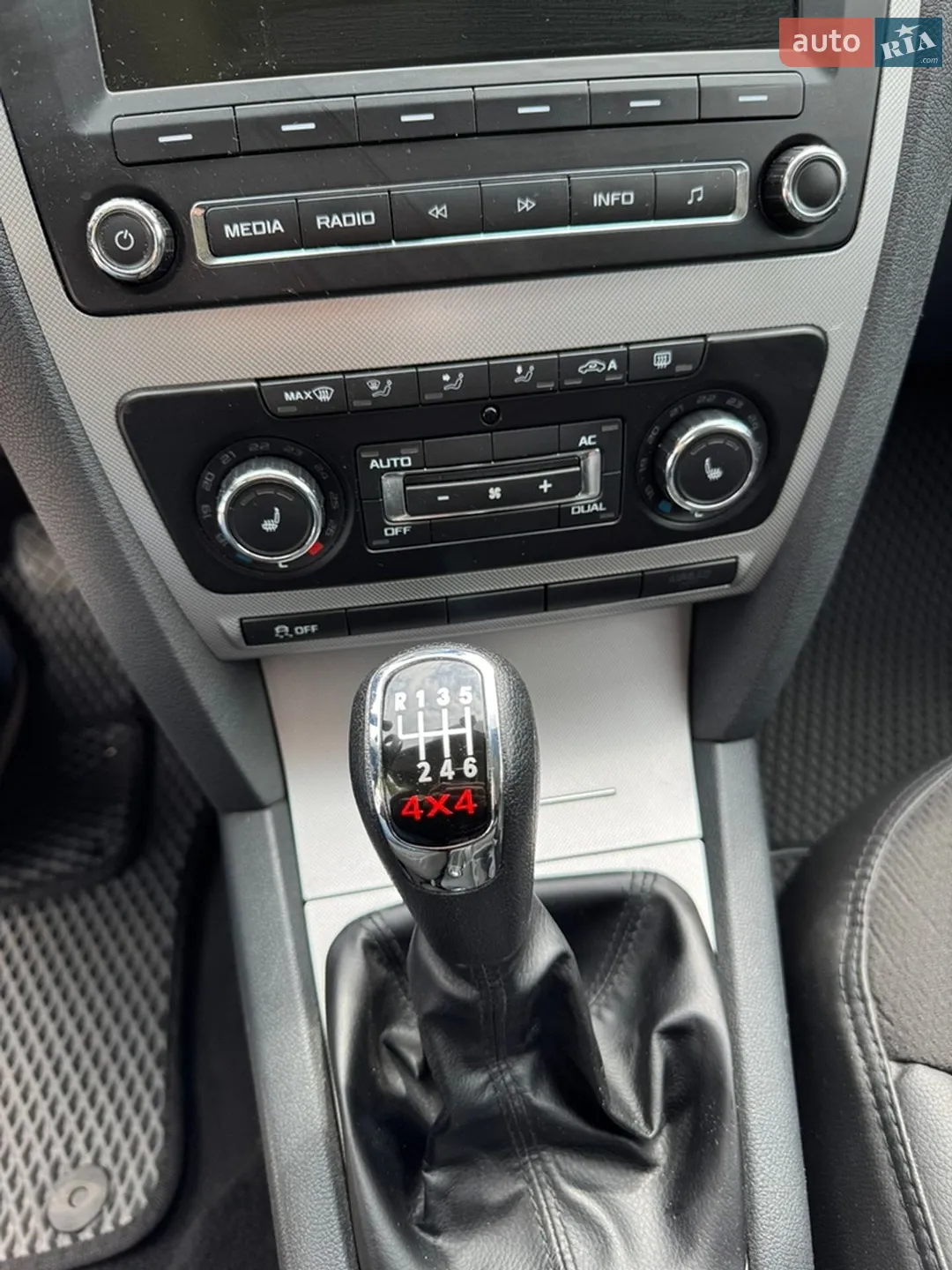 2012 Skoda Octavia - мініатюра 29