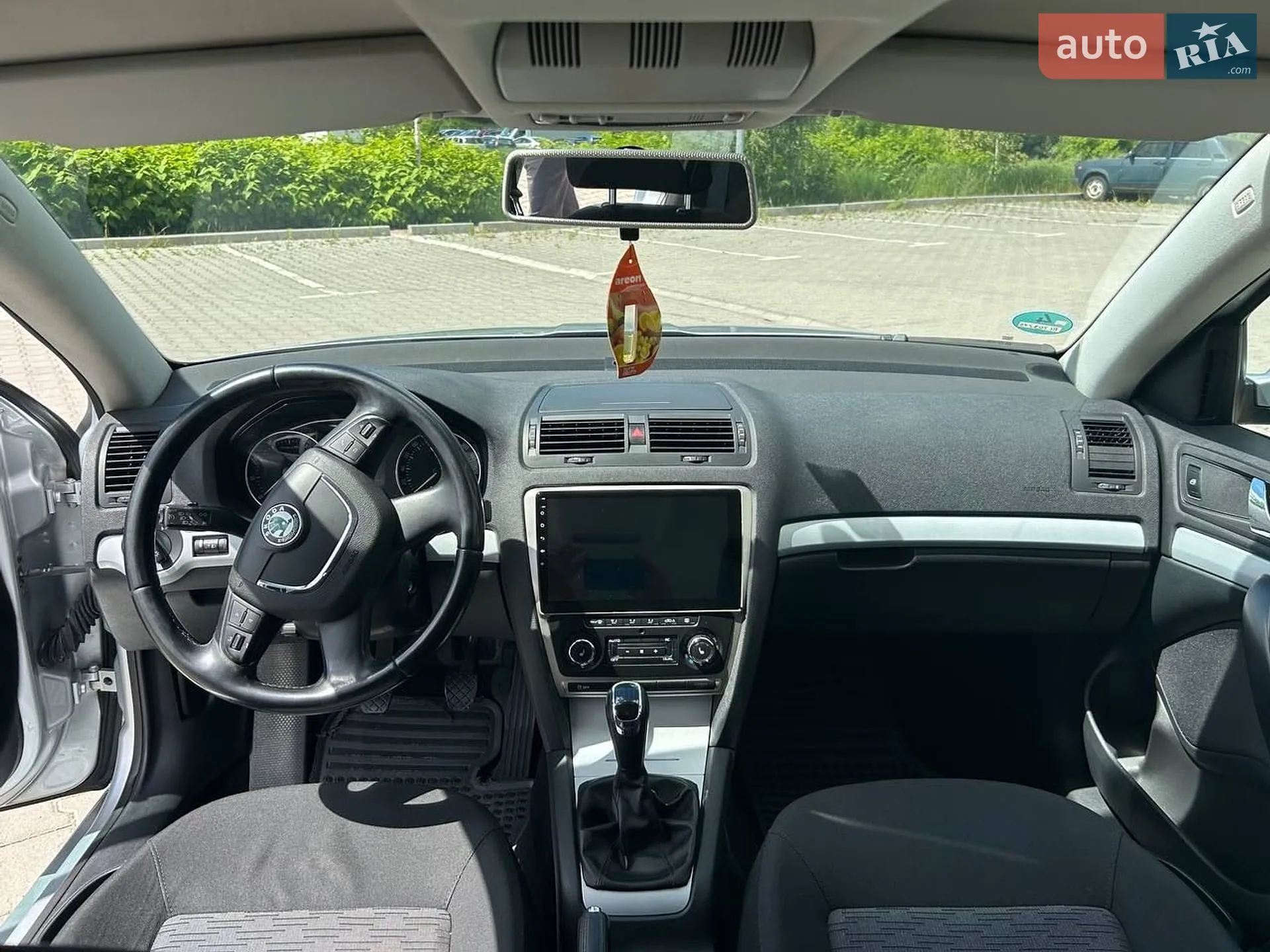 2010 Skoda Octavia - мініатюра 27