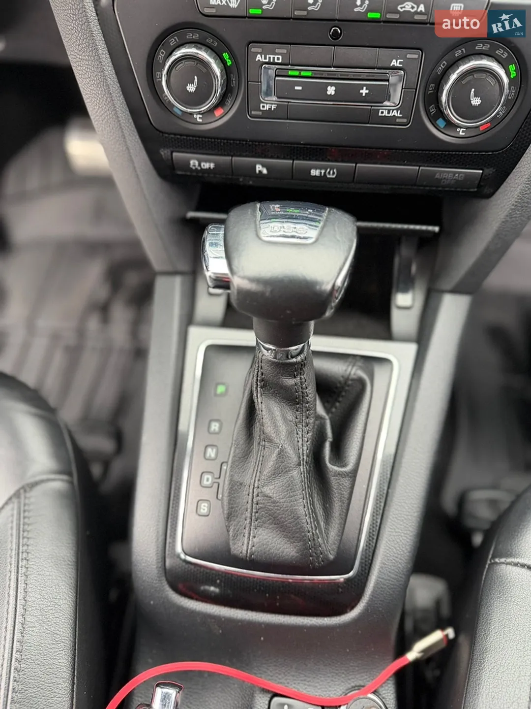 2012 Skoda Octavia - мініатюра 11