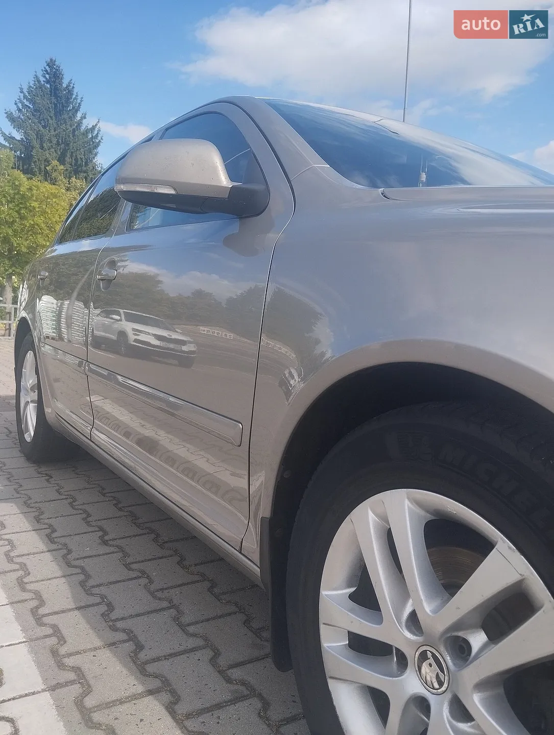 2010 Skoda Octavia - мініатюра 4
