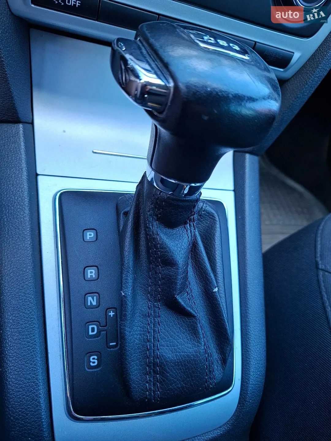 2011 Skoda Octavia - мініатюра 16