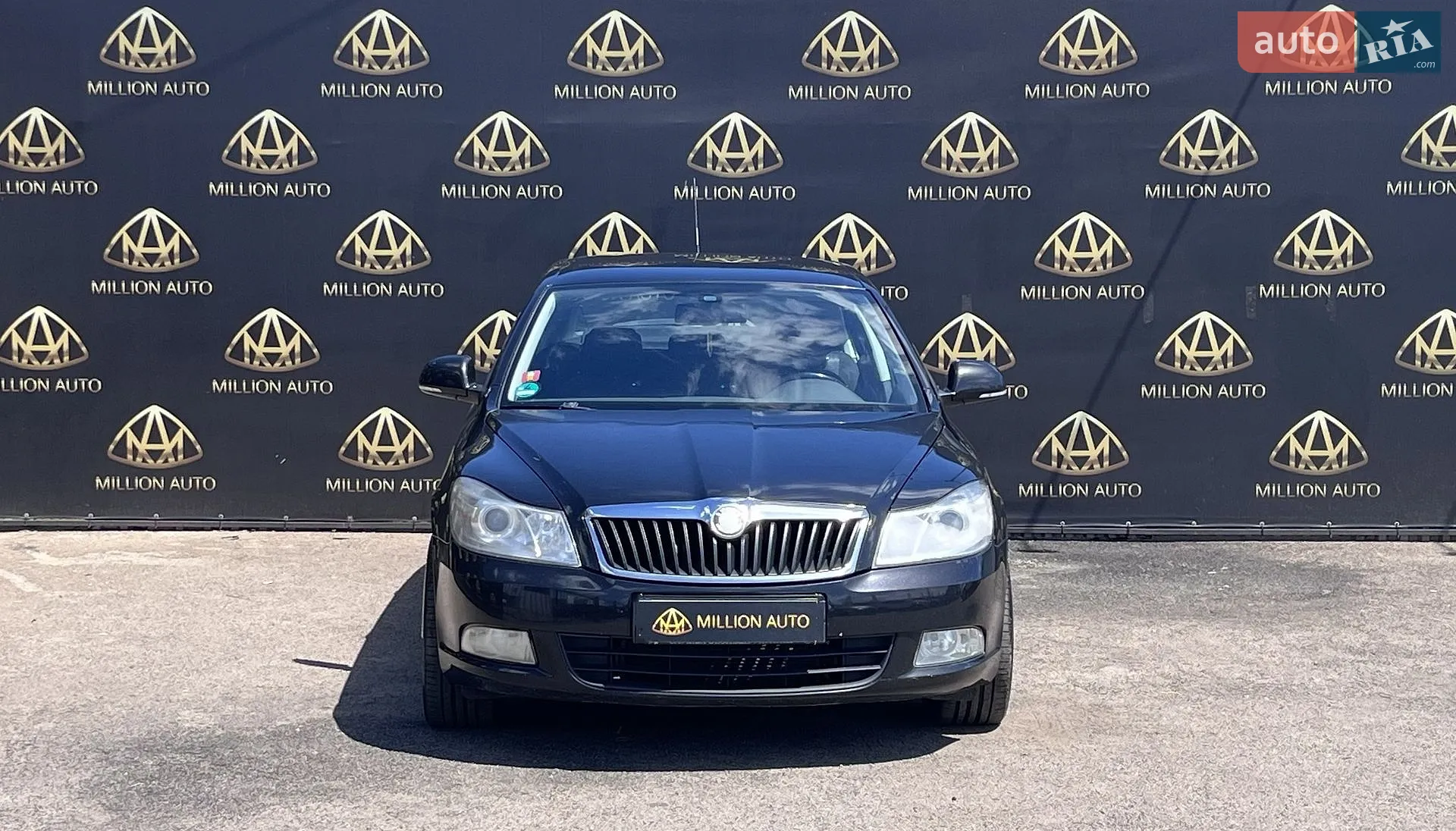 2010 Skoda Octavia - мініатюра 2
