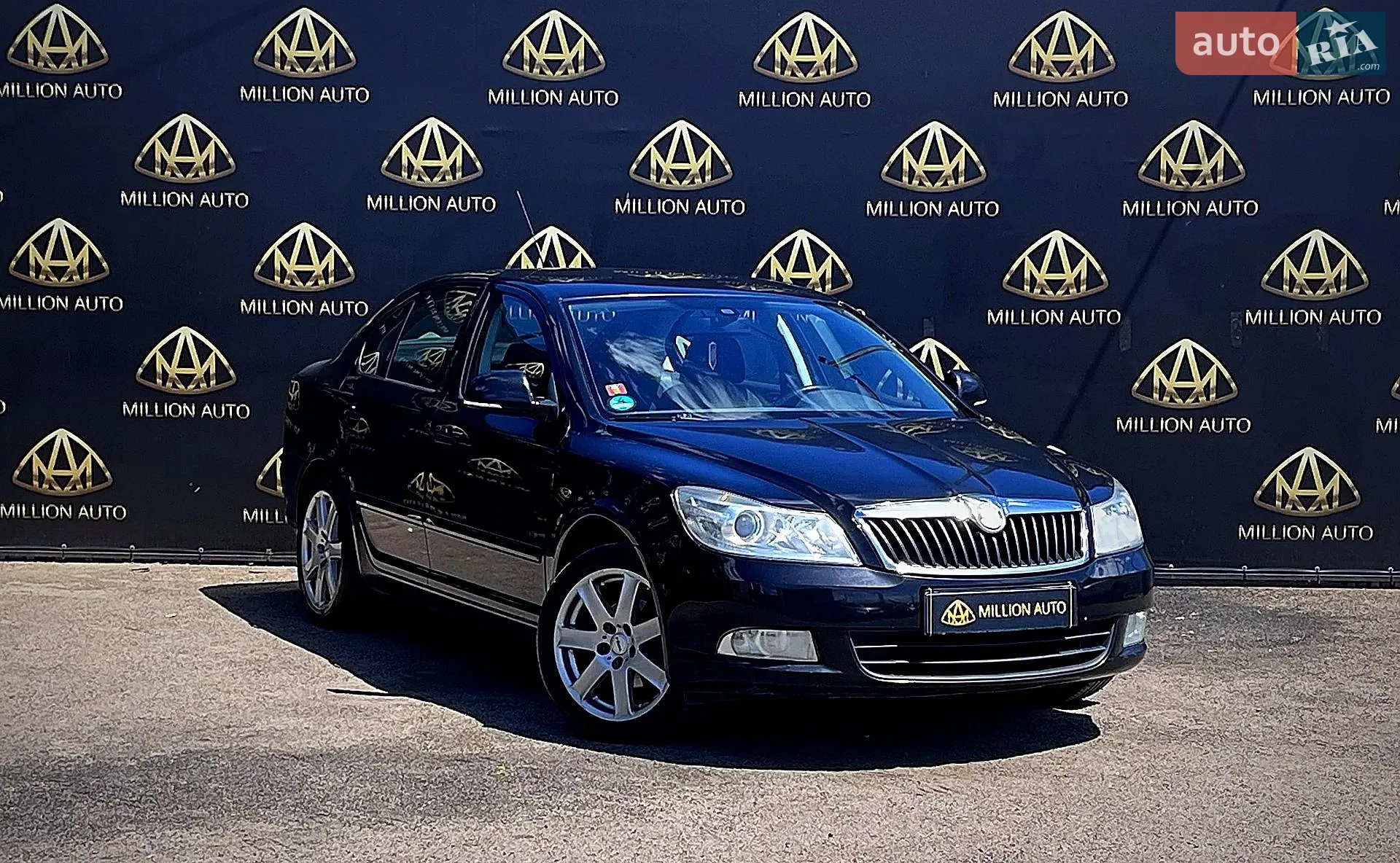 2010 Skoda Octavia - фото 1