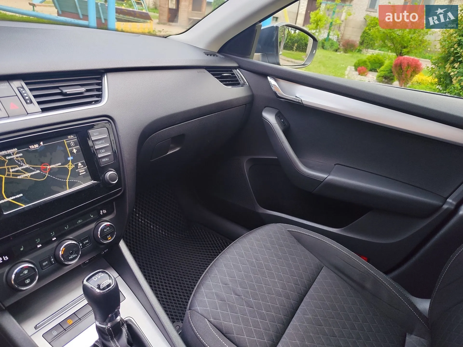 2015 Skoda Octavia - мініатюра 27