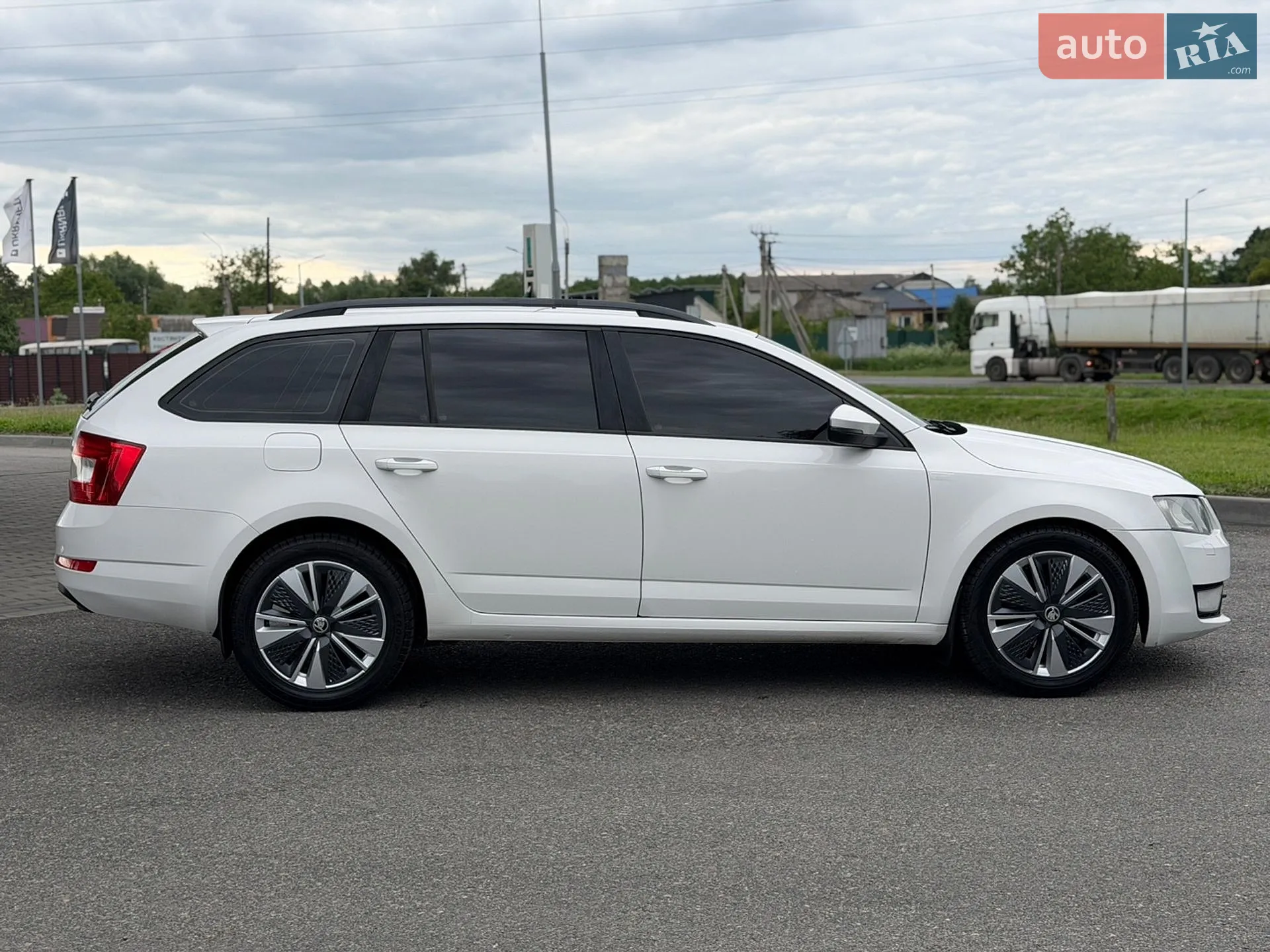 2013 Skoda Octavia - мініатюра 7