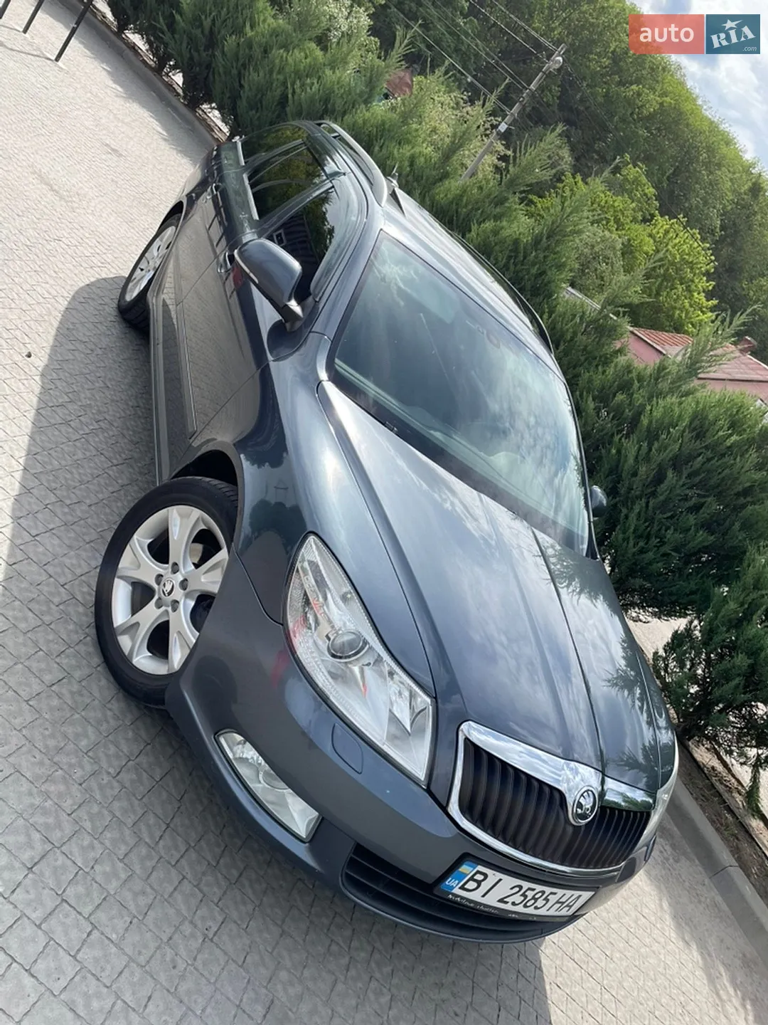 2010 Skoda Octavia - мініатюра 3