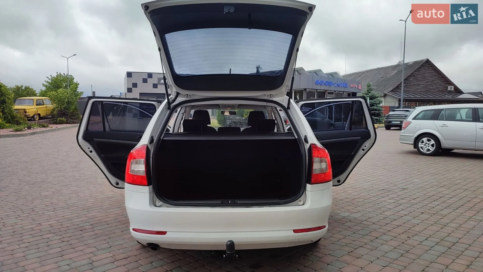 2011 Skoda Octavia - мініатюра 74