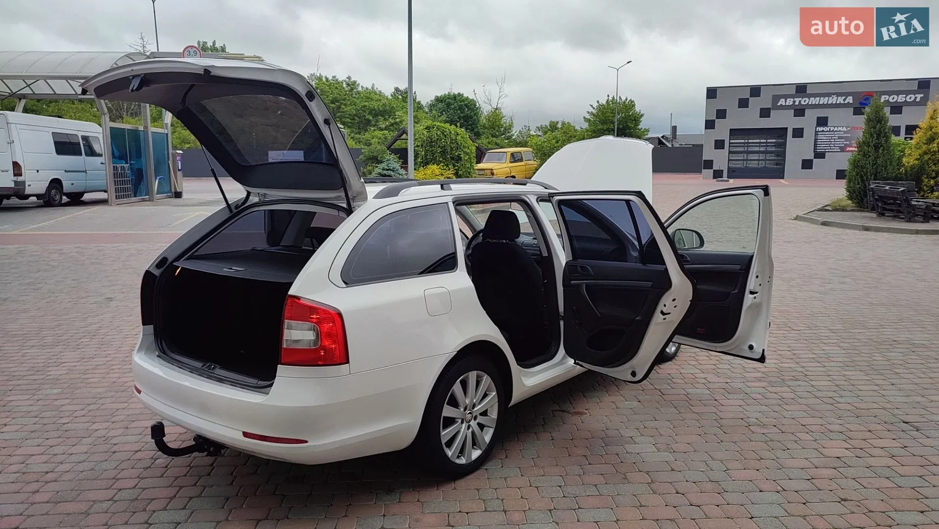 2011 Skoda Octavia - мініатюра 82