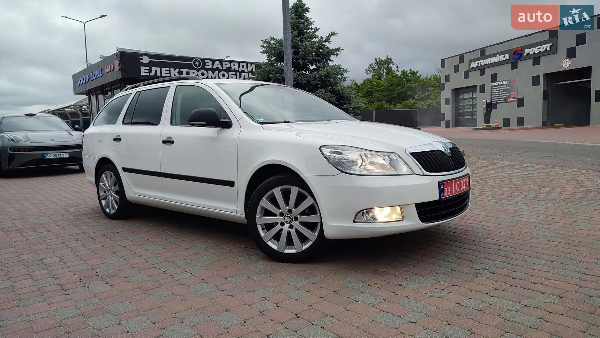 2011 Skoda Octavia - мініатюра 99